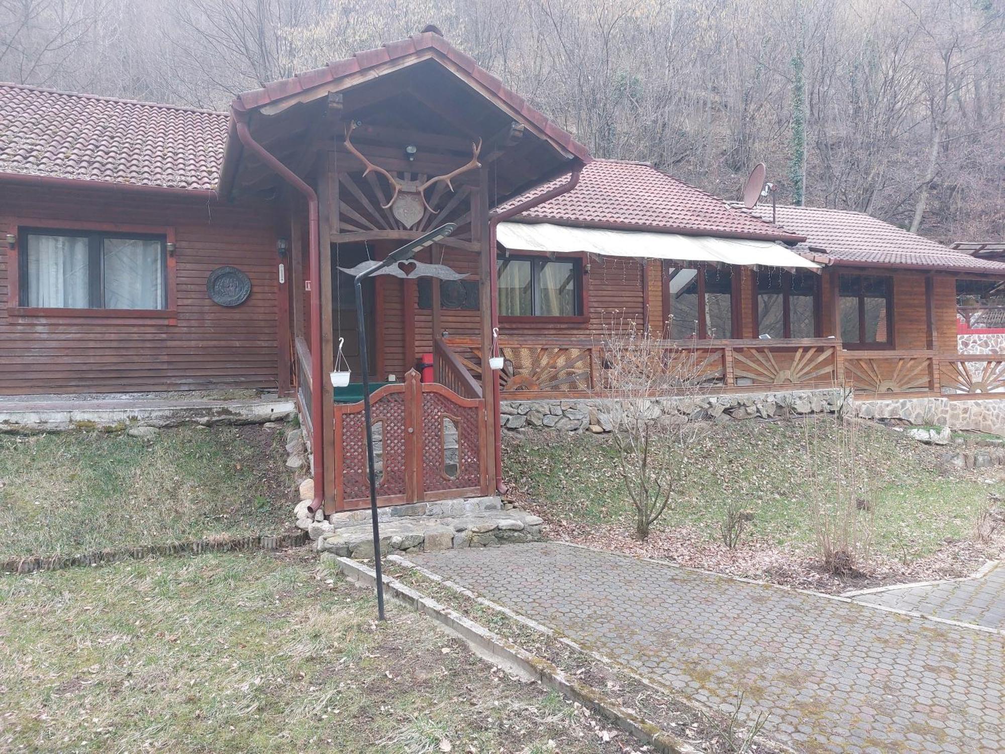 Şugag Complex Turcana Transalpina מראה חיצוני תמונה